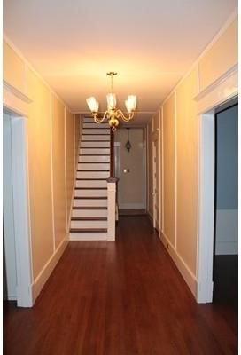 18 Winsor St - Photo 2 of 30