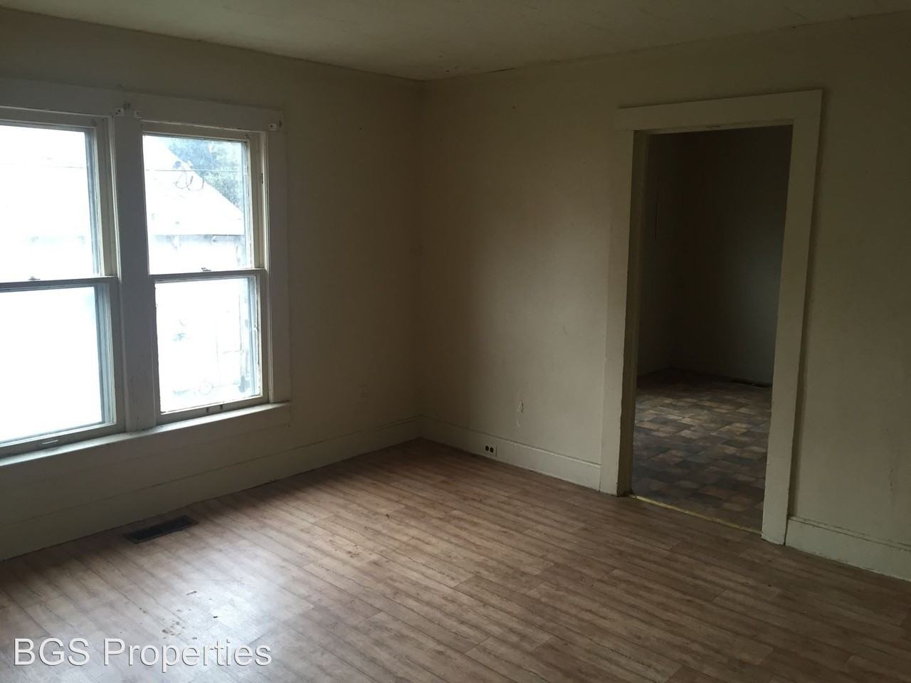 317 Bell Ave - Photo 3 of 6