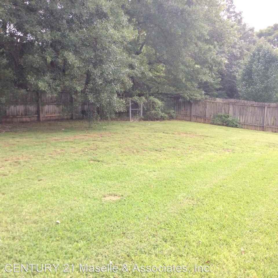 222 Jan St - Photo 3 of 6