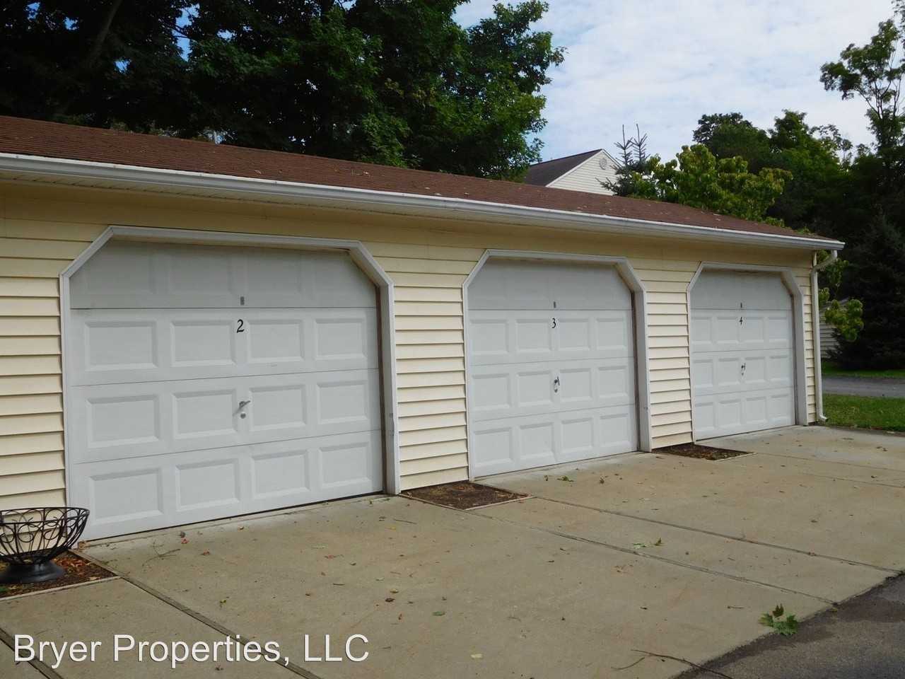 590 North St - Photo 3 of 14