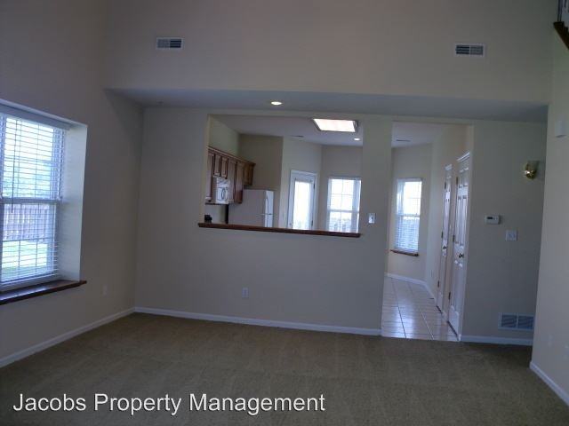 3244 Wind River Cir - Photo 3 of 11