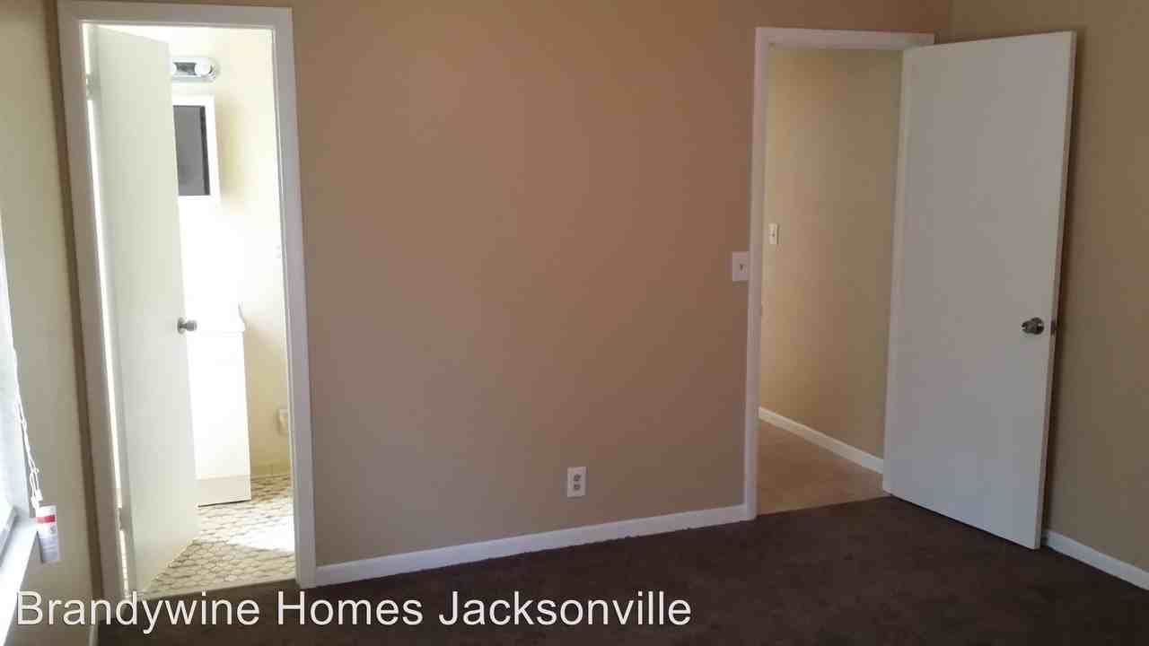 807 Turtle Creek Dr N - Photo 3 of 7