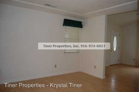 3633 Astoria St - Photo 3 of 10