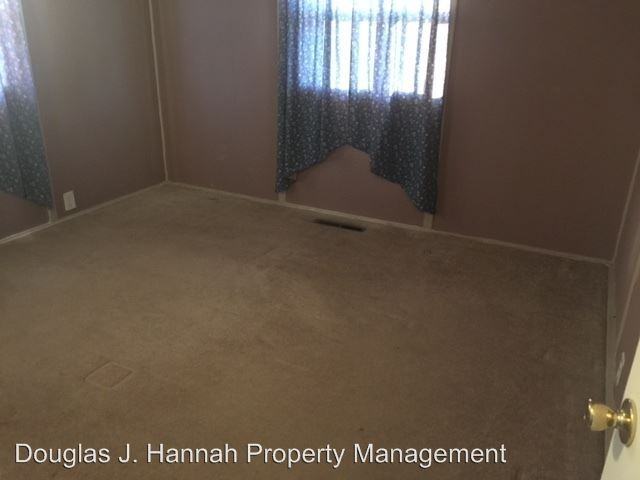 4529 N Forest Ave - Photo 3 of 10