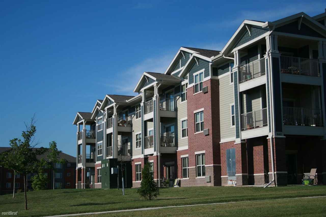 Cedar Glen Senior Apartments 1621 Rivers Bend, Wauwatosa, WI 53226 Zumper