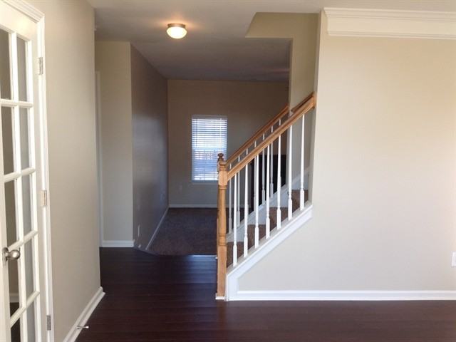 243 Madelia Pl - Photo 2 of 12