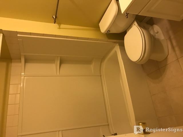 14384 Berkshire Dr - Photo 2 of 2