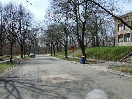 1038 Kensington Ave SW - Photo 2 of 7