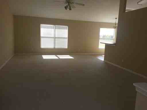 514 Lake Sumner Dr - Photo 2 of 17