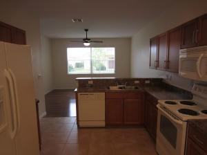 10040 SW Cardigan Ct - Photo 3 of 5