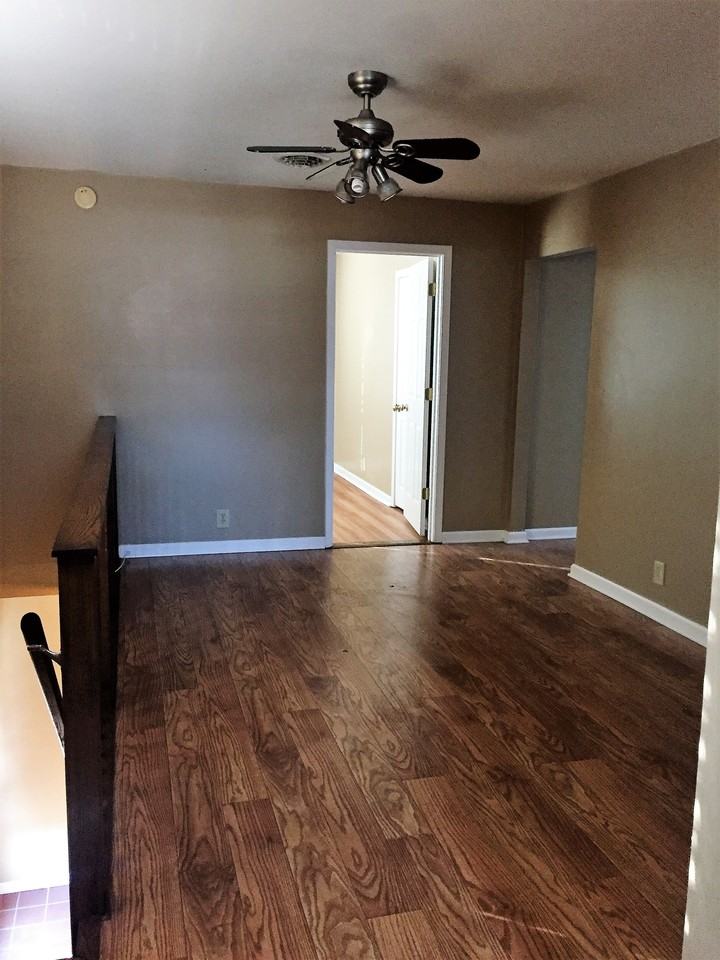 1445 Le Claire St - Photo 2 of 8