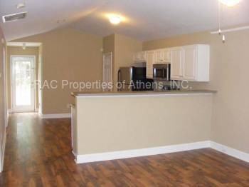 160 Fair Oaks Dr - Photo 3 of 4