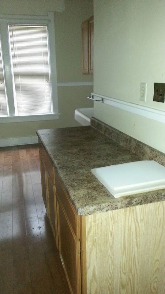 3130 W Mt Vernon Ave - Photo 3 of 8