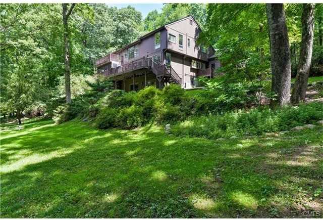 11 Little River Ln - Photo 2 of 23