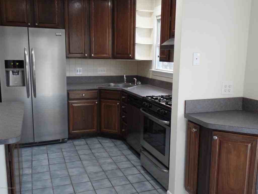 4 N Carrie Dr - Photo 3 of 12