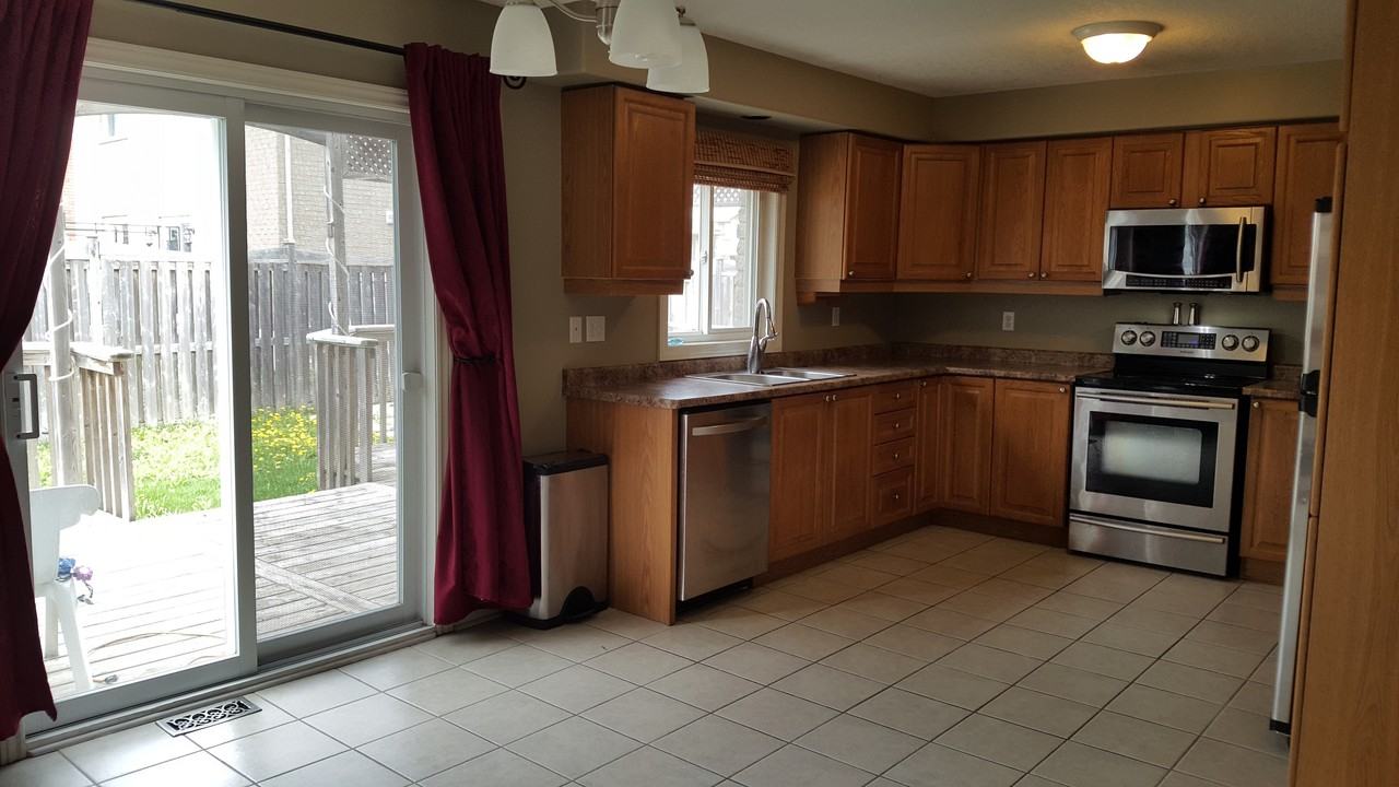 318 Johnson Street - Photo 2 of 6