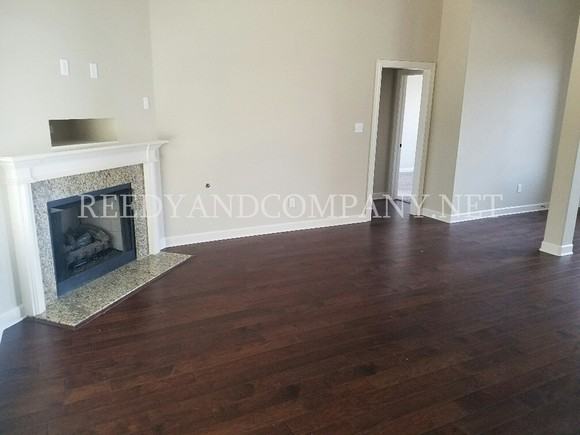 5446 Meadowbriar Trail - Photo 3 of 15