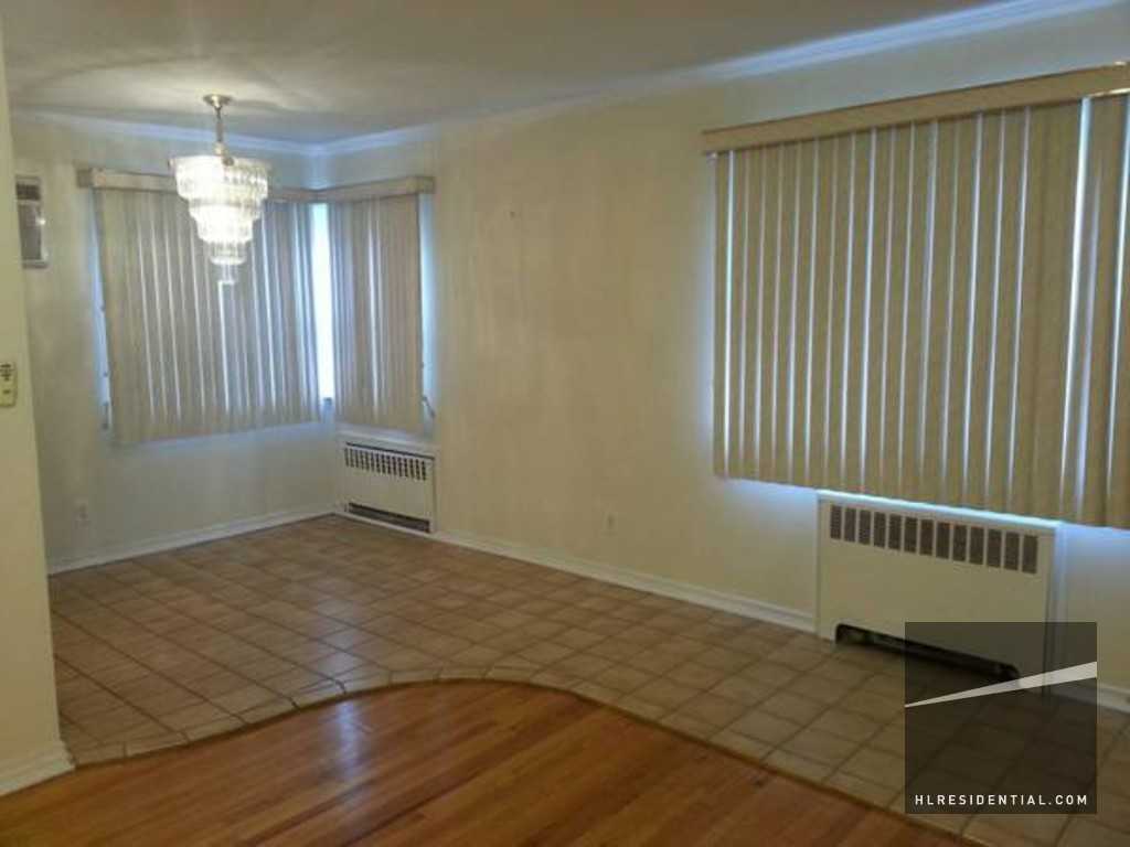 196-38 Pompeii Rd 1 - Photo 2 of 3