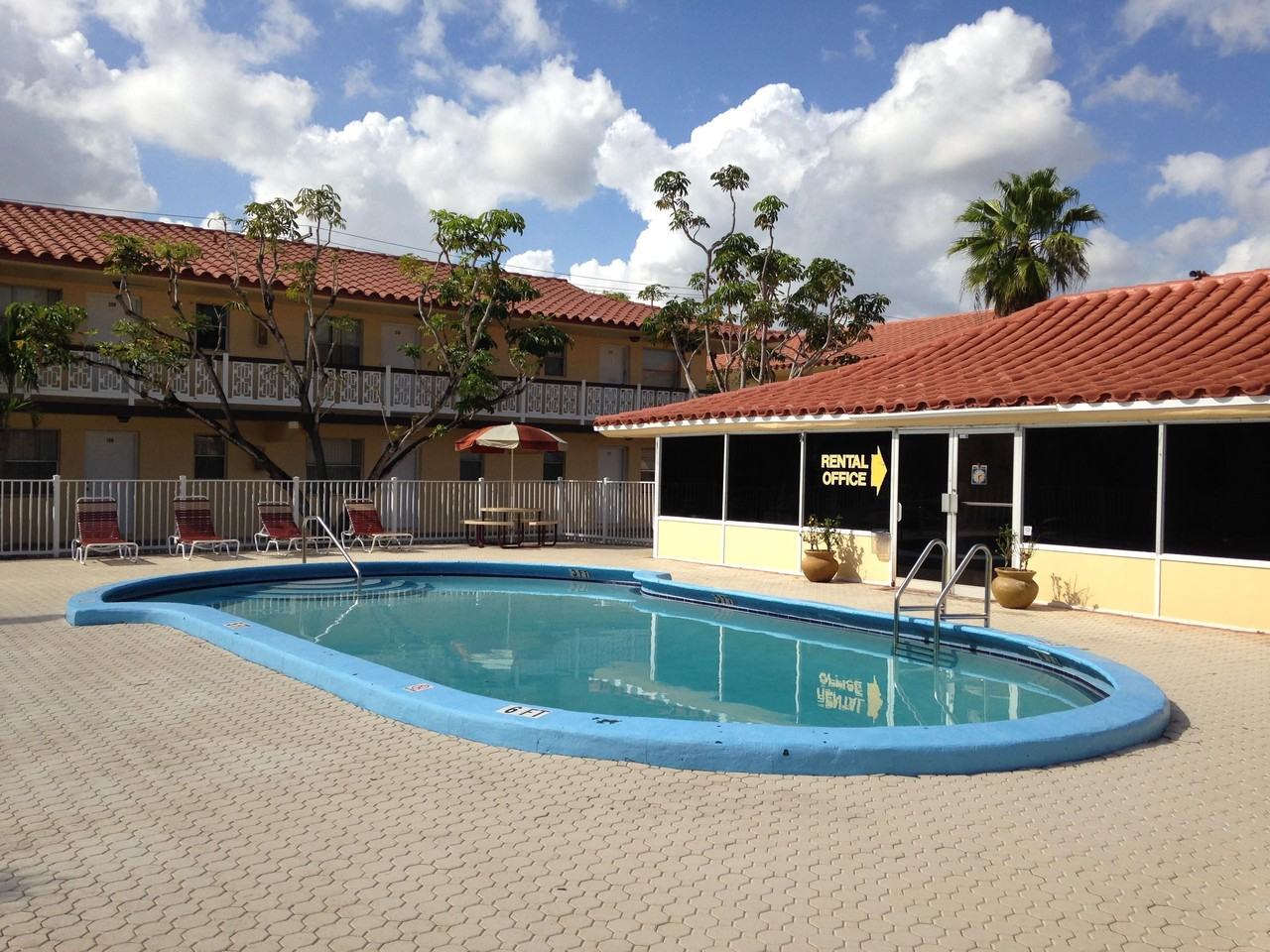 Mandalay Square - Photo 2 of 4