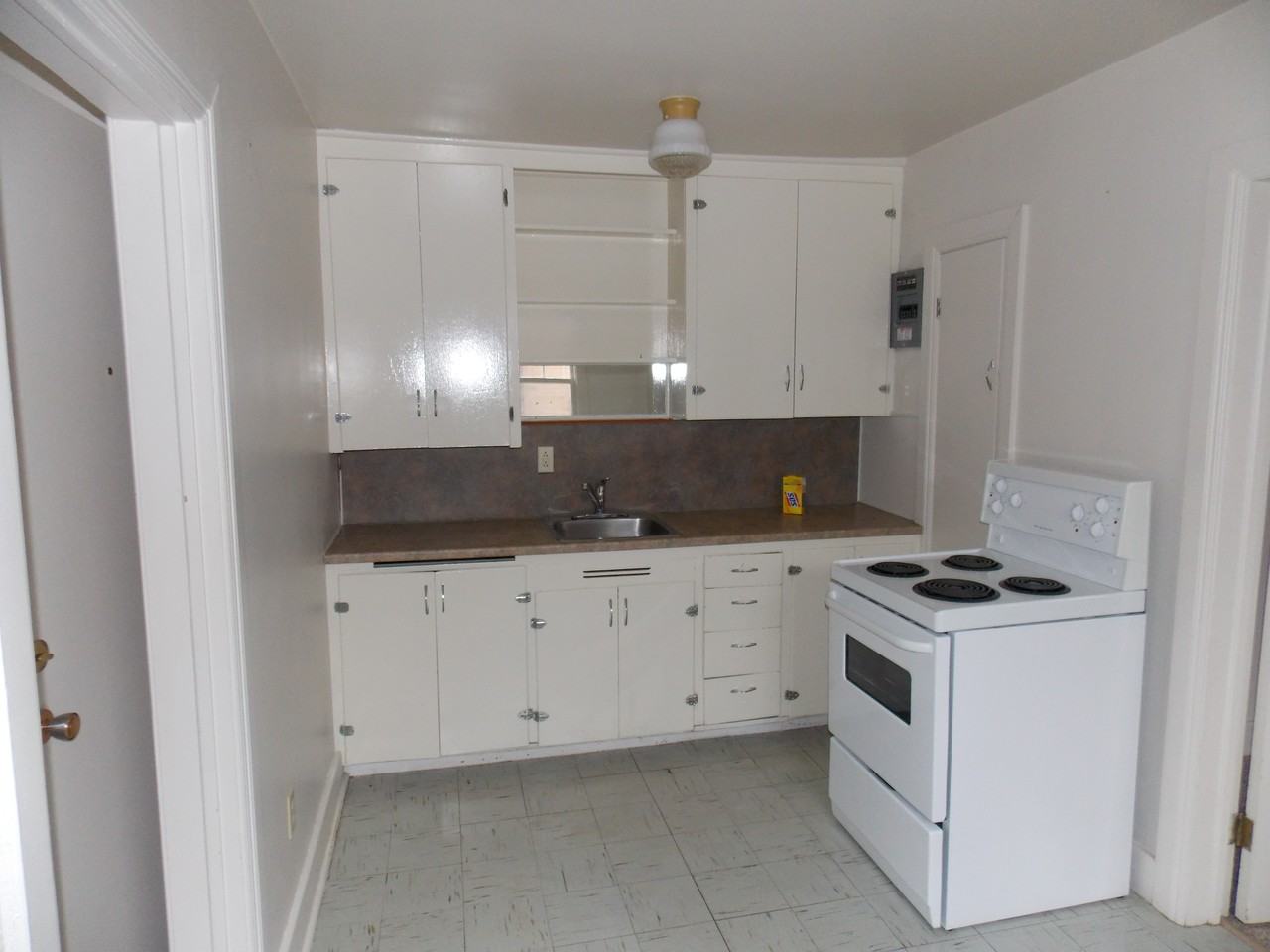 207 Park Street #5 - Photo 3 of 6