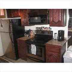 11429 Cove Hollow Rd - Photo 3 of 13