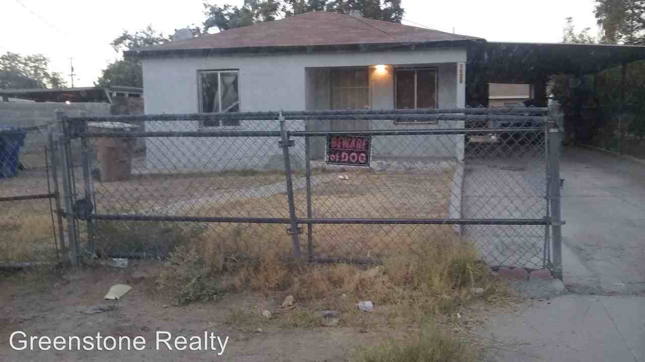 1028 Knotts St - Photo 2 of 2