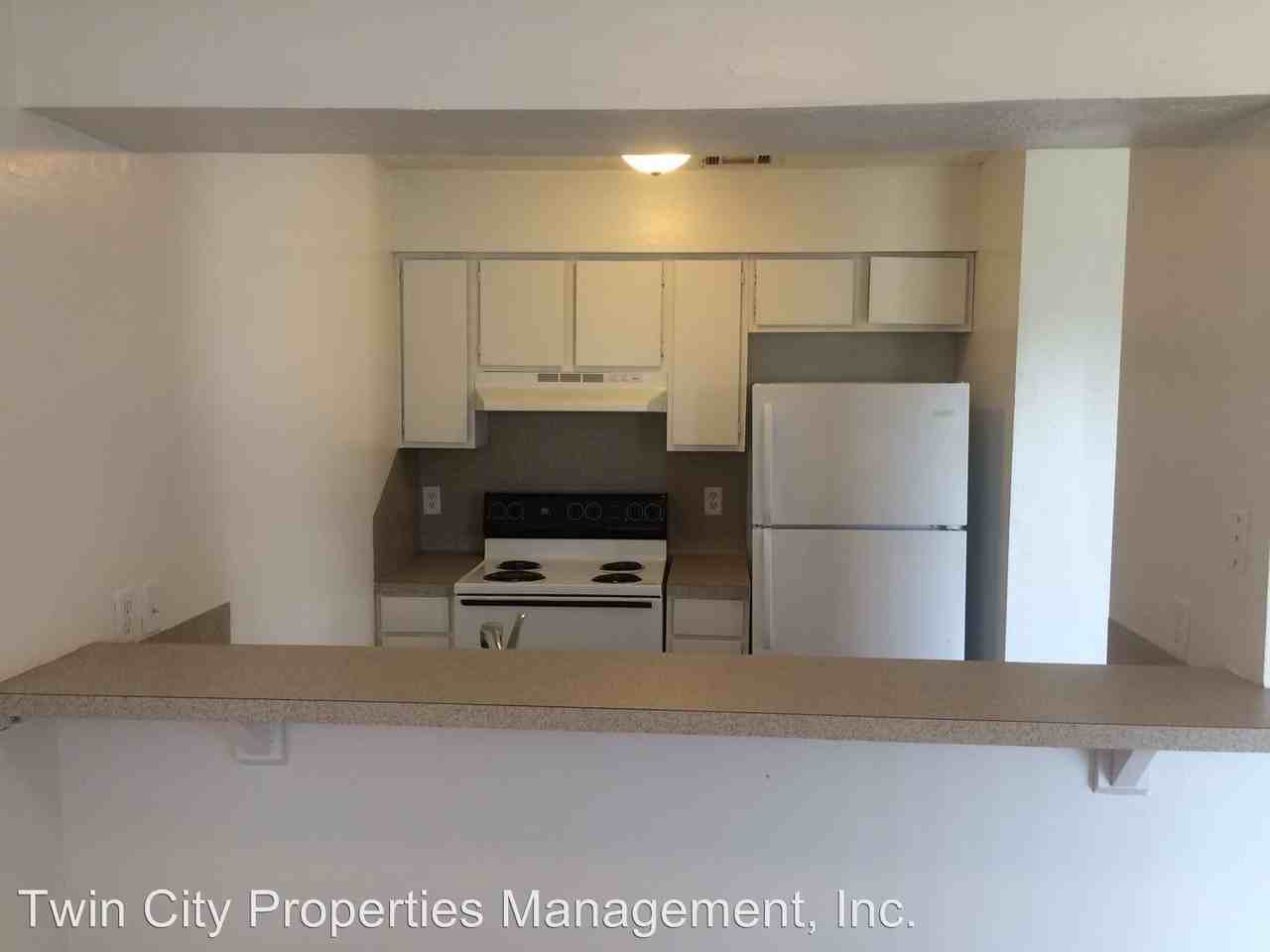 2601 Pecan Knoll St - Photo 3 of 9