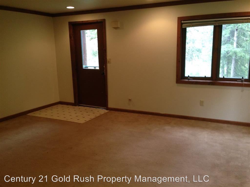 115 Boaters Ln - Photo 3 of 10