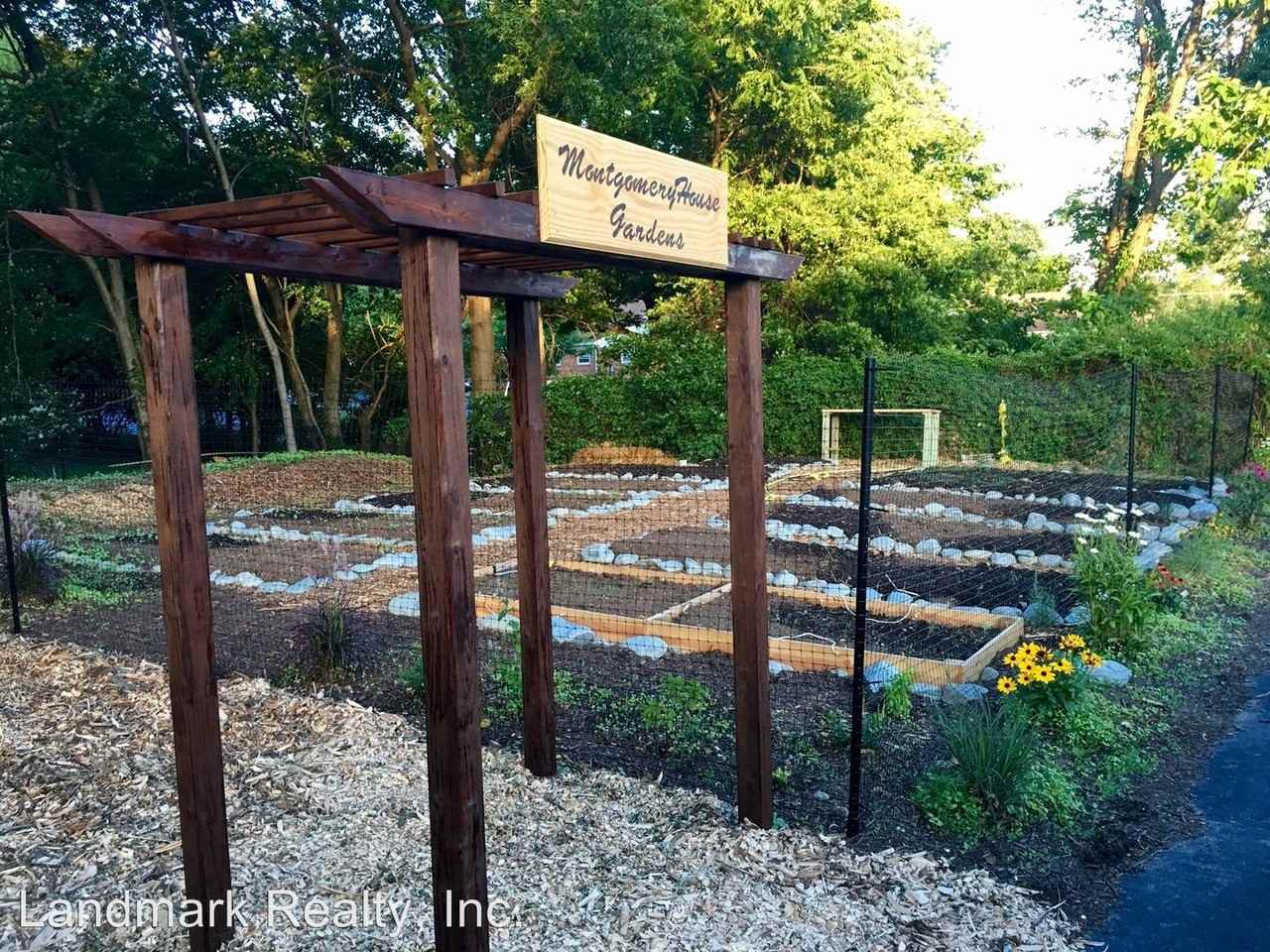 531 South Frederick Avenue 9 East Deer Park Road - Photo 2 of 6