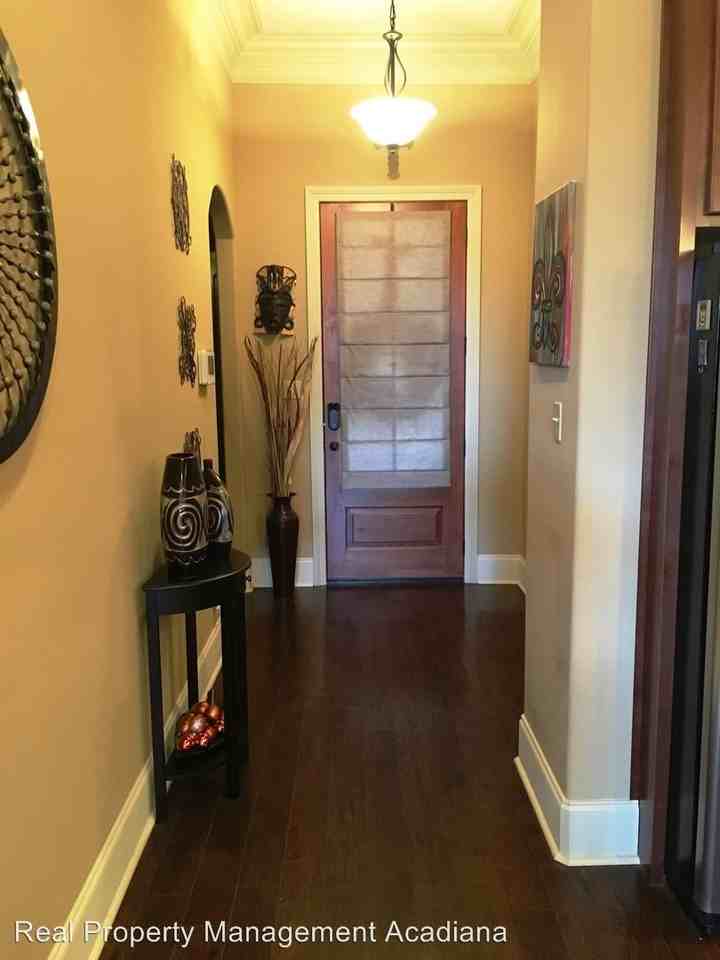 110-100 Heathwood Dr - Photo 3 of 20