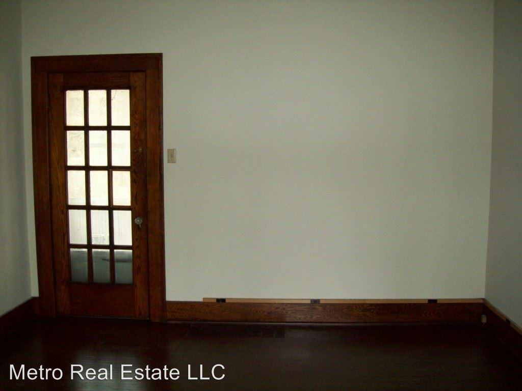 2806 Fairfield Ave - Photo 3 of 13