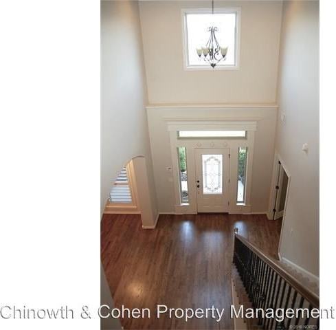 4114 N Maple Pl - Photo 2 of 35