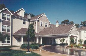 Lockwood of Fenton Senior Community - Photo 2 of 17