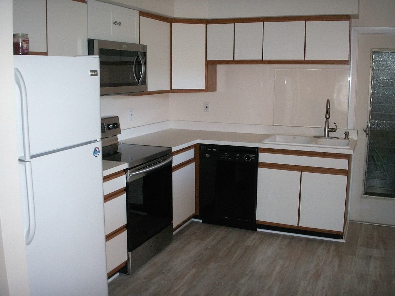 1849 Northwest Pine Tree Way - Photo 2 of 5