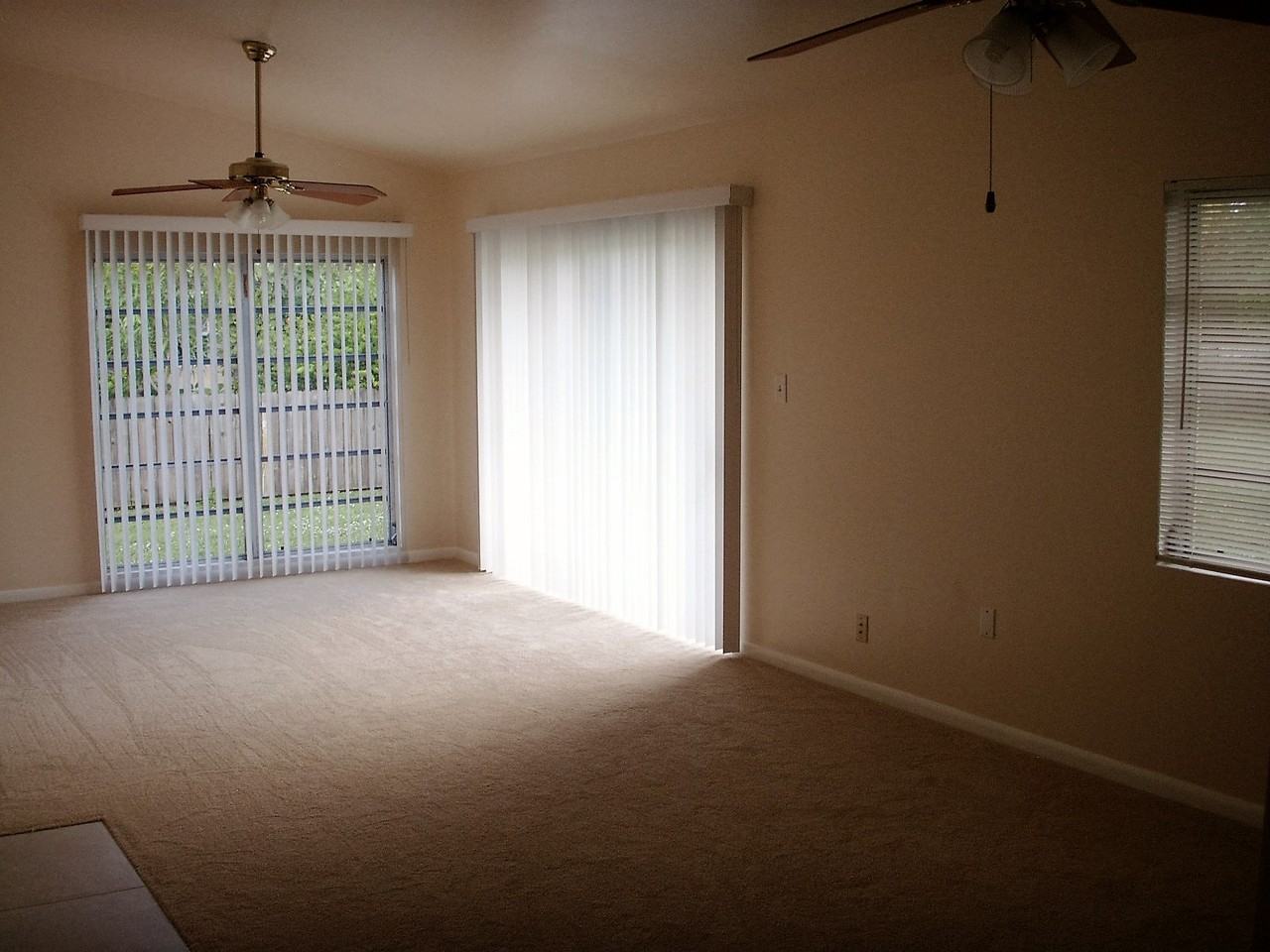 1849 Northwest Pine Tree Way - Photo 3 of 5