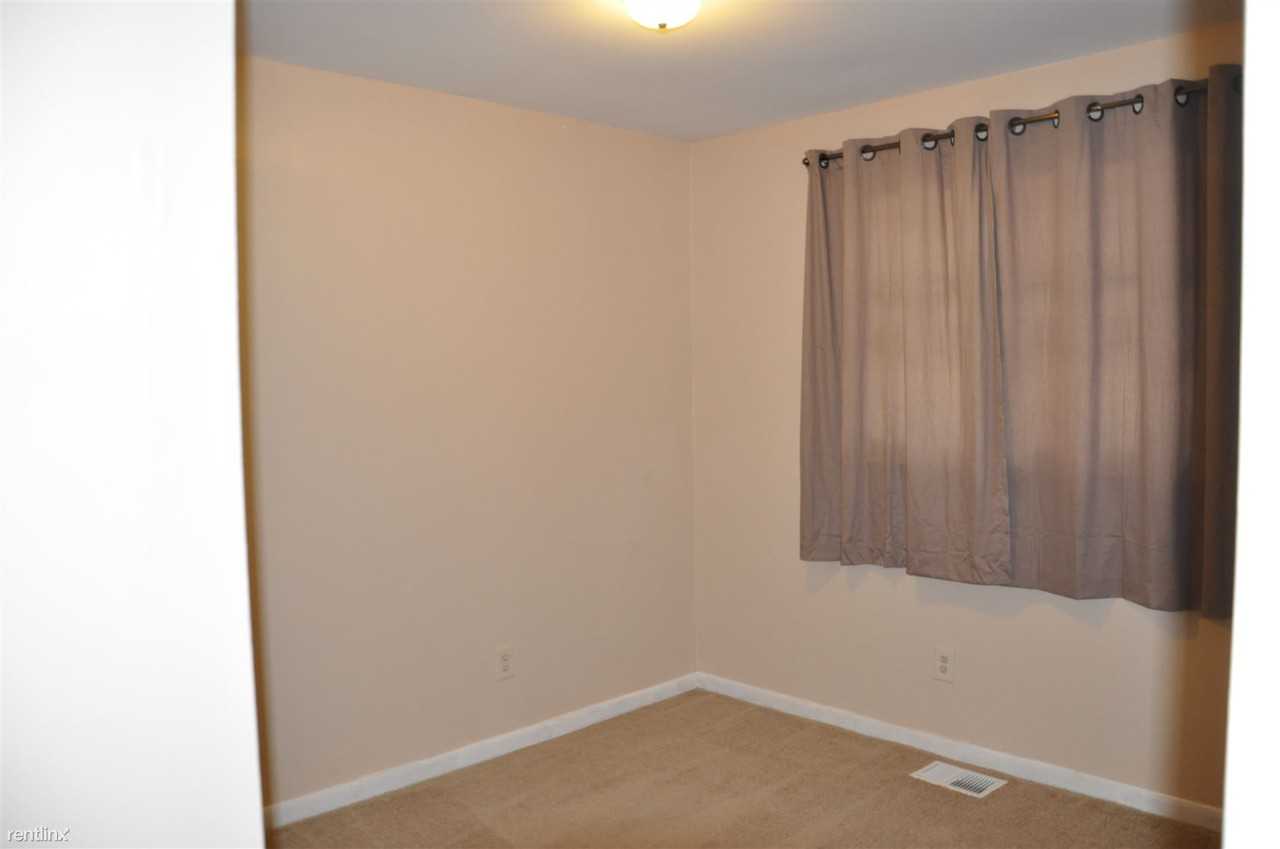 2212 Addison Pl NW - Photo 3 of 10