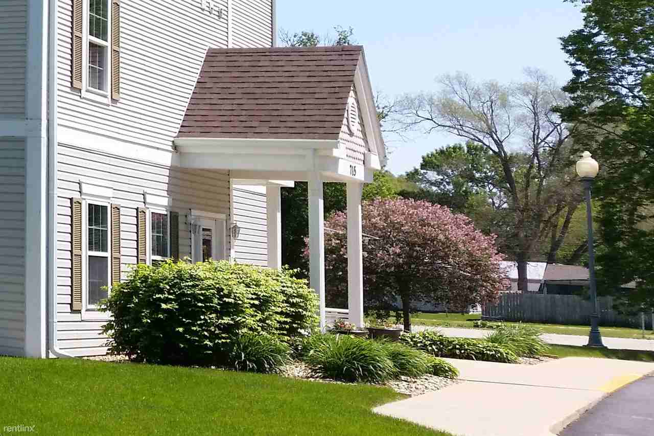 Fox Meadow Senior Apartments - Photo 2 of 9