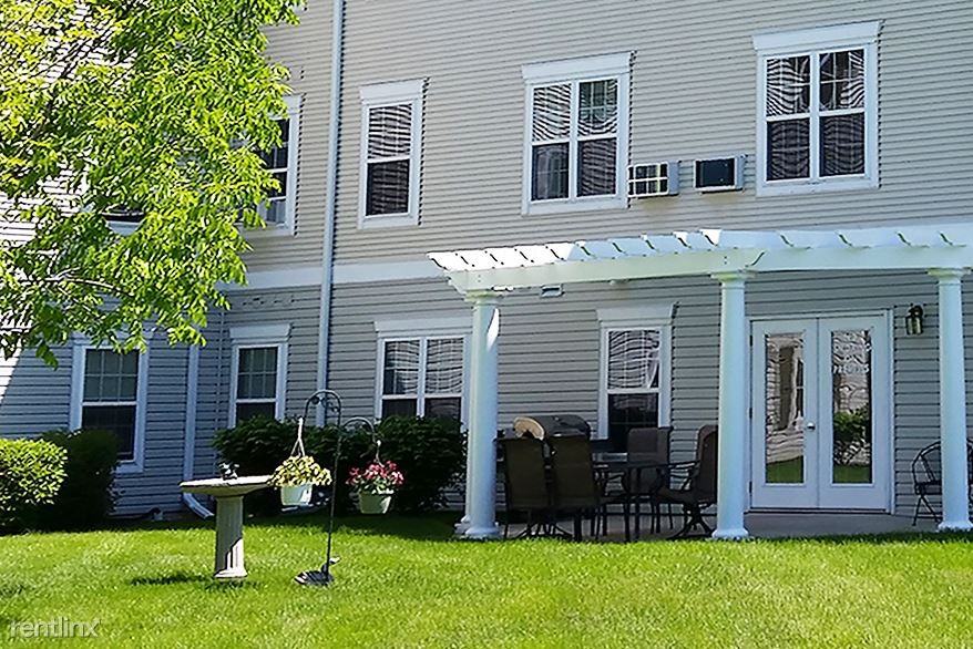 Fox Meadow Senior Apartments - Photo 3 of 9