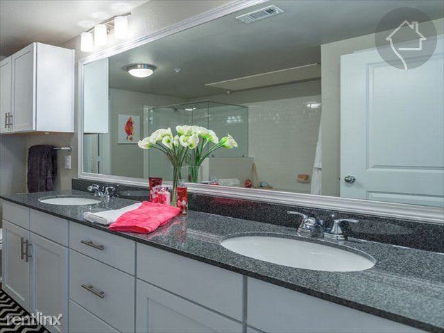 S. IH35 - Photo 2 of 6