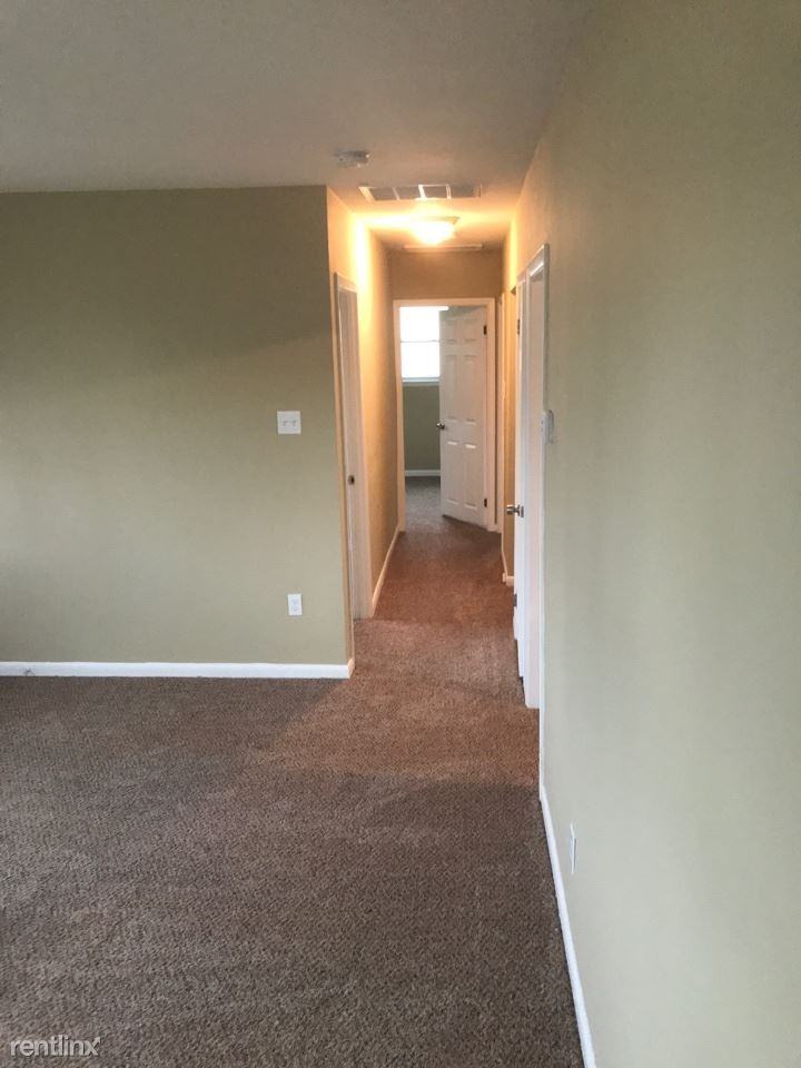 202 Miller Ave - Photo 2 of 12