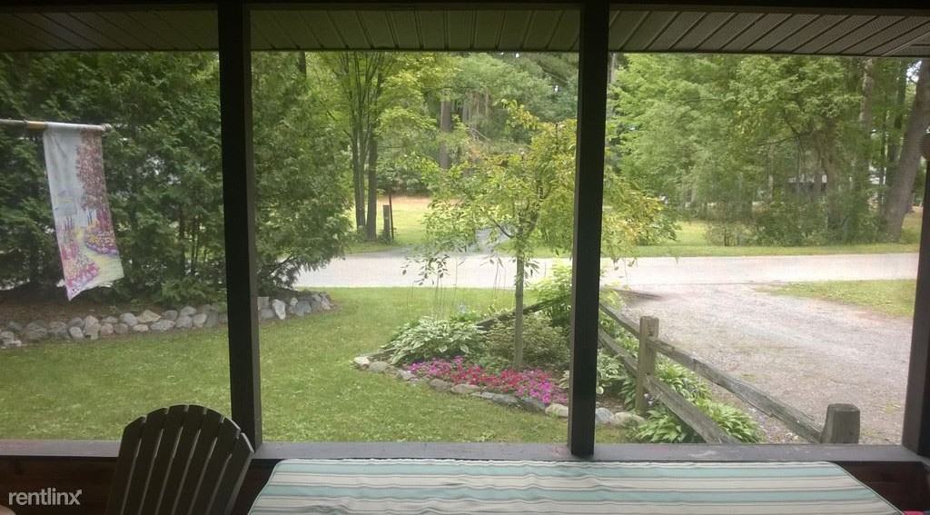 535 N Francis Rd - Photo 2 of 7