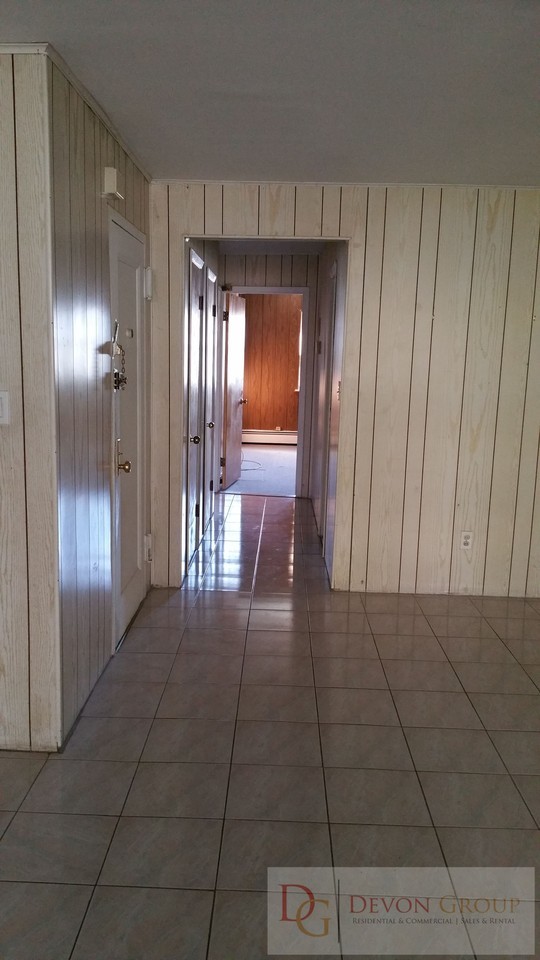 3406 Irwin Avenue 3 - Photo 2 of 6