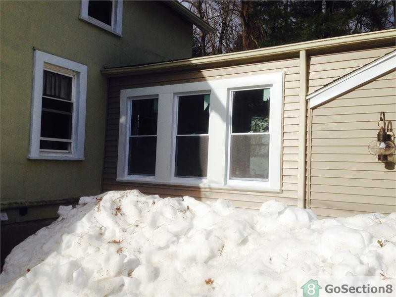 45 Gerrard Ave - Photo 3 of 16