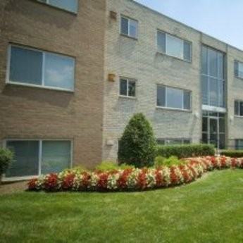 Fairmont Gardens Apartments - Photo 3 of 6