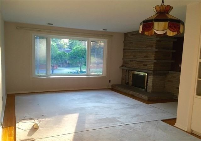 1391 Chriseden Dr - Photo 2 of 7