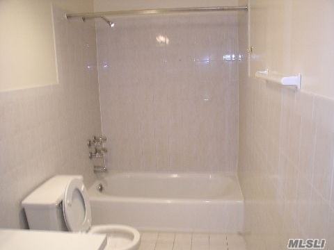 765 Shore Rd - Photo 3 of 6