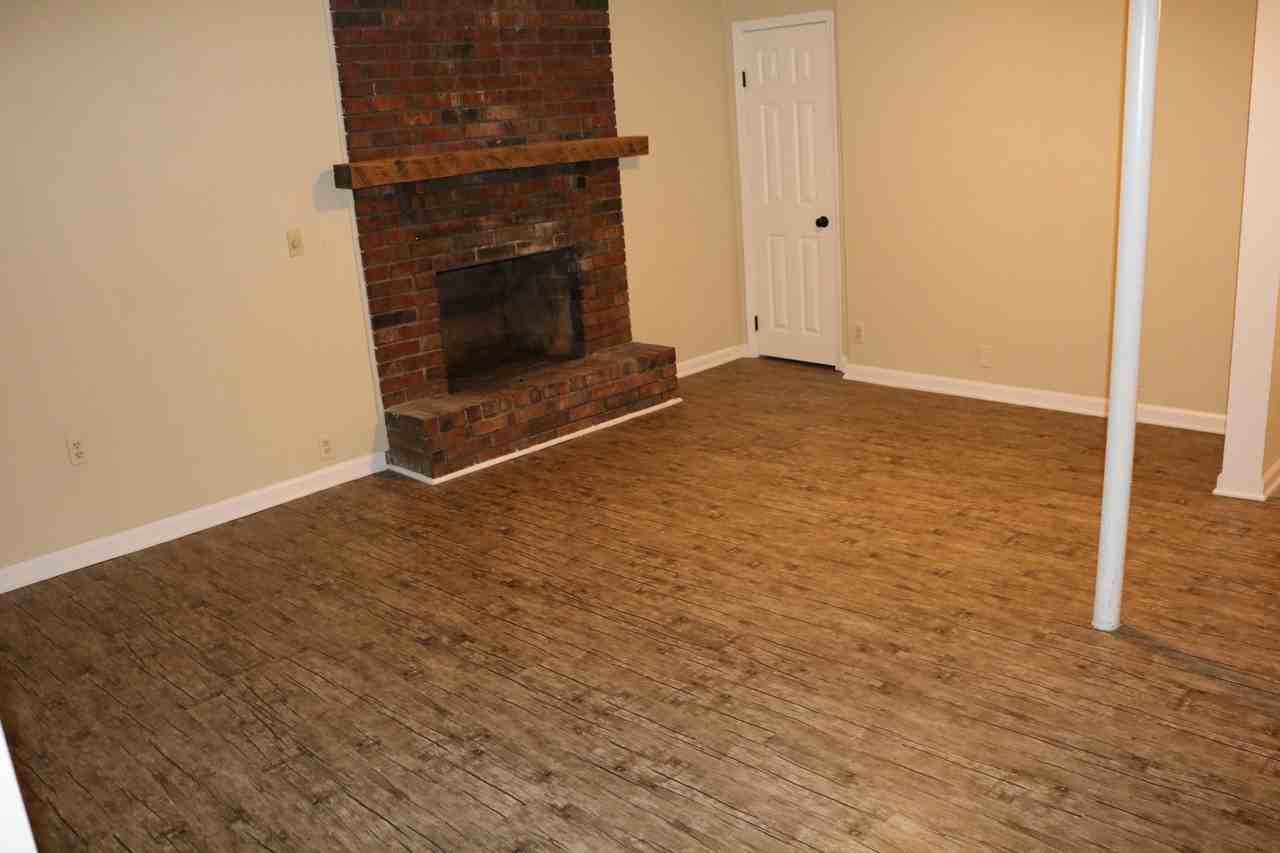 7500 NW 78th St - Photo 2 of 23