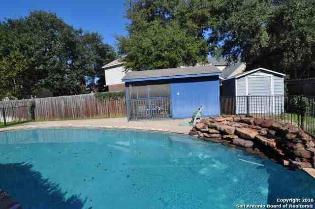 9338 Fisher's Hill Dr - Photo 3 of 25
