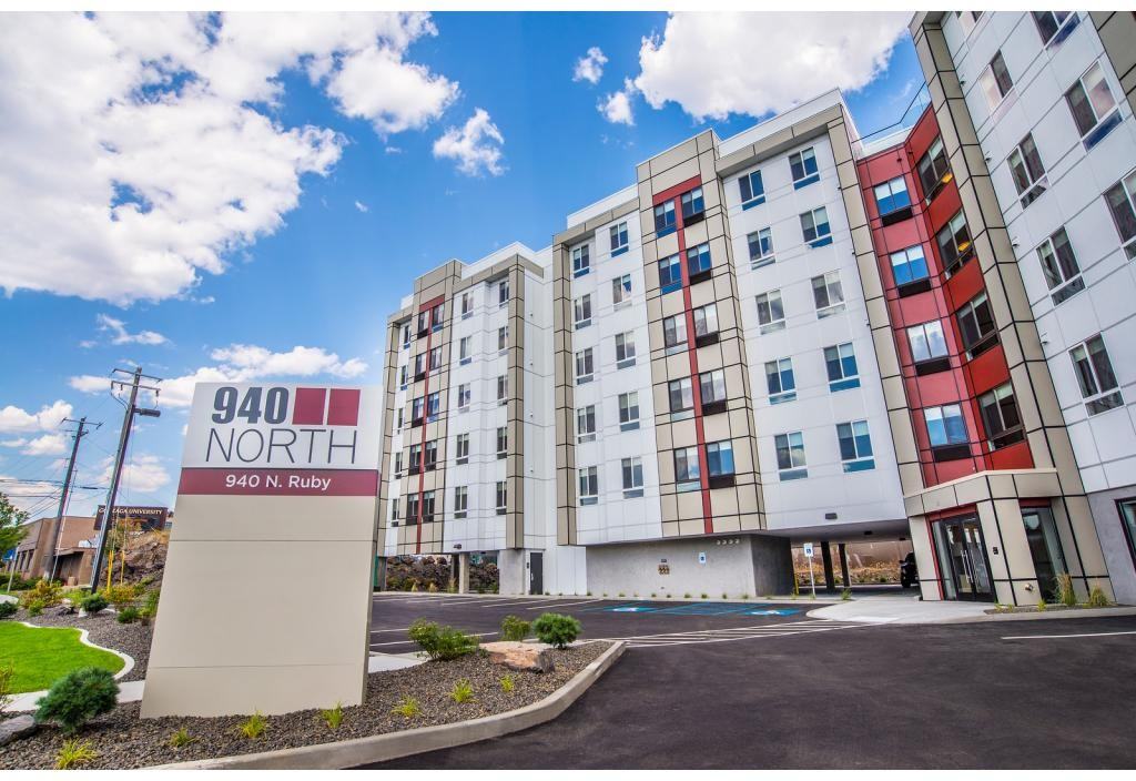 940 North- A Student Community - Photo 2 of 17