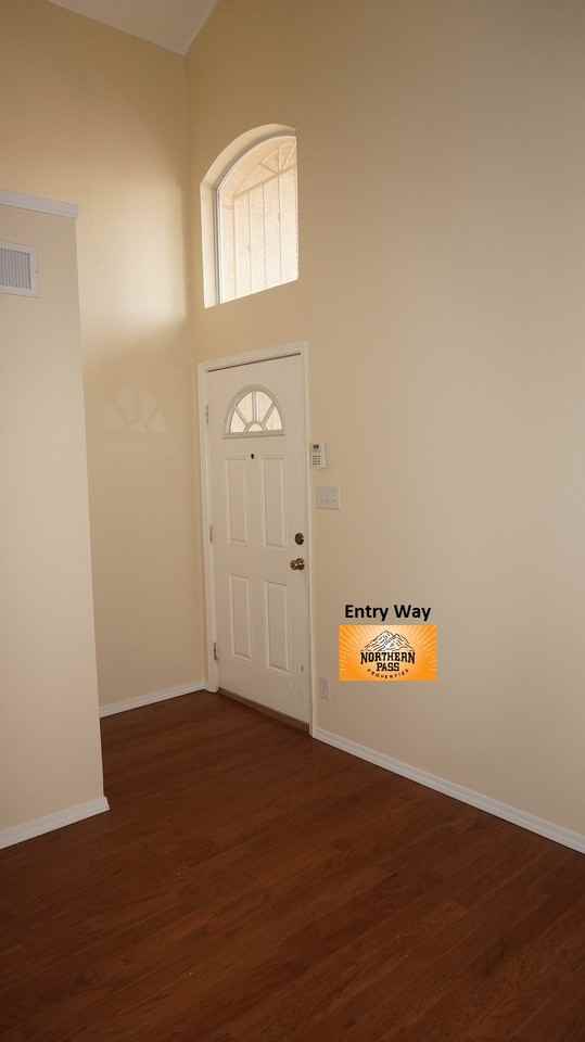 3613 La Cuesta Drive - Photo 3 of 25